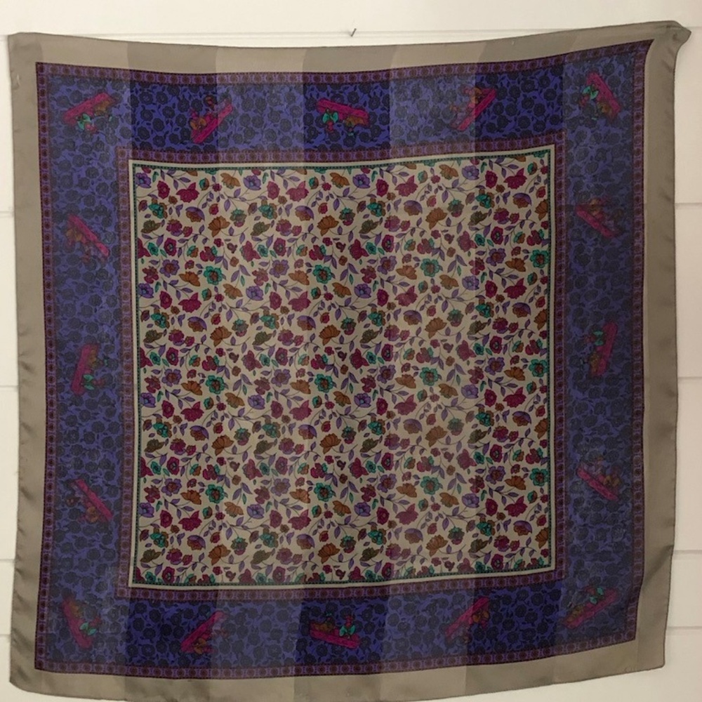 vintage purple and gray scarf